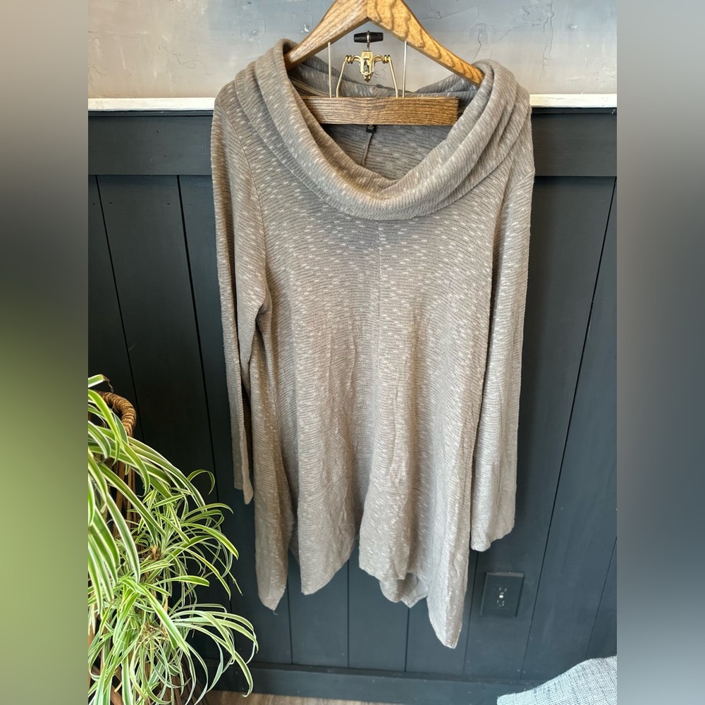 Cupio Plus Size Lightweight Greige Tan Cozy Cowl Neck Sweater sz 3X